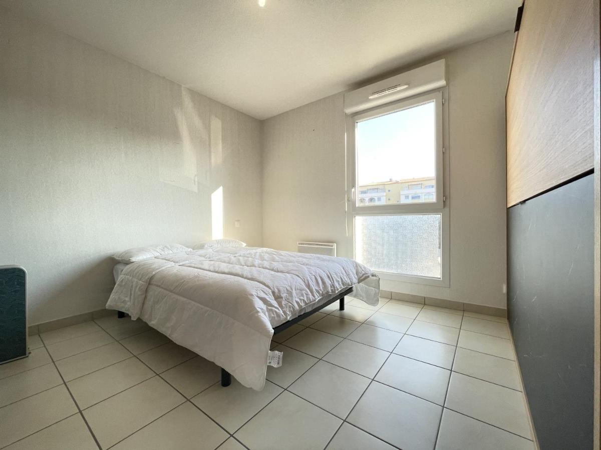 3P Climatise Avec Parking, Piscine, Proche Plage Et Commerces A Sete - Fr-1-338-497 Экстерьер фото