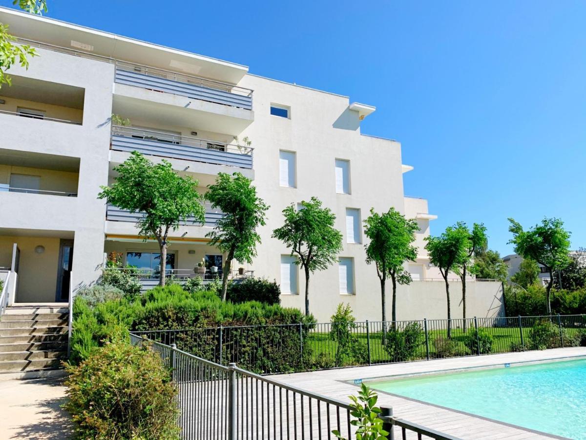 3P Climatise Avec Parking, Piscine, Proche Plage Et Commerces A Sete - Fr-1-338-497 Экстерьер фото